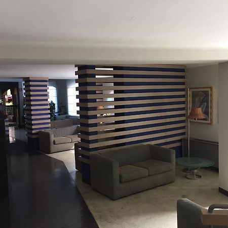 Albergo Della Corona Binasco Eksteriør bilde
